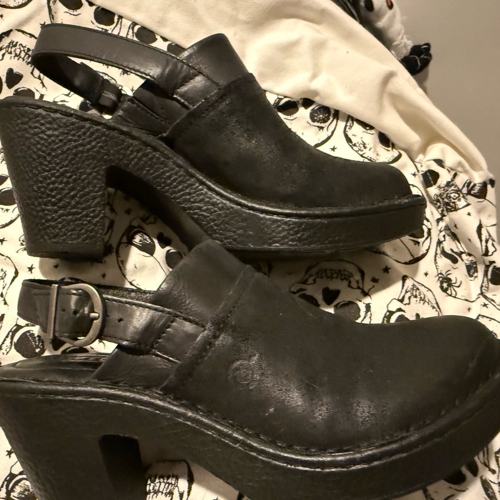 Born Black Women's Slingback Mule